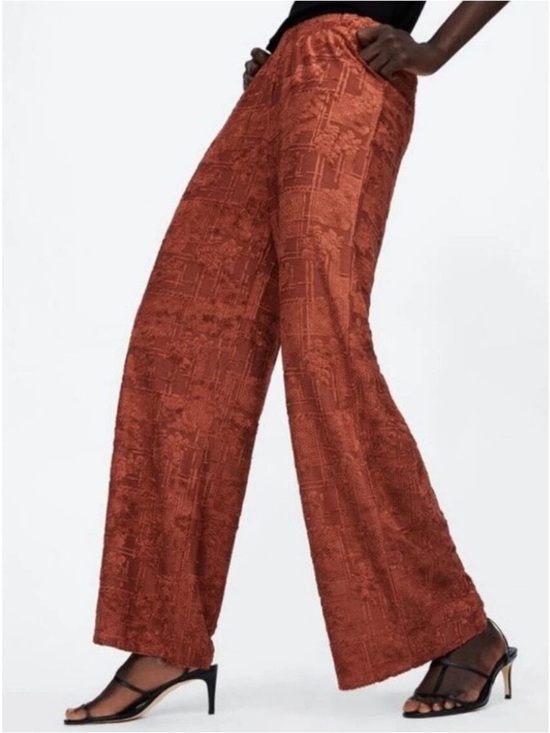 Zara Pants - Zara Textured Wide-Leg Pants in Rust small